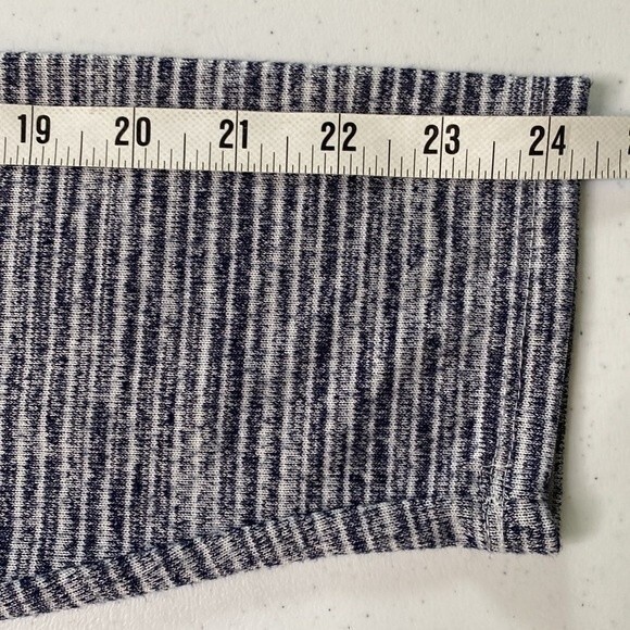 Cyrus Striped Henley Navy Tunic Top High Low Hem Long Sleeve 1/2 Button Front - Picture 11 of 14